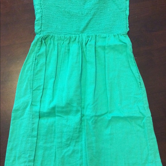 Strapless Gap dress - Picture 2 of 5